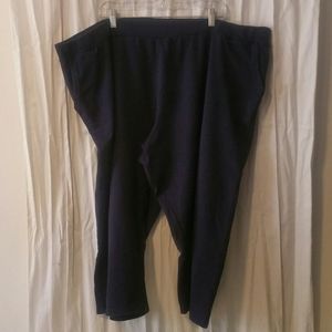 Navy cotton knit capris, 30W/32W